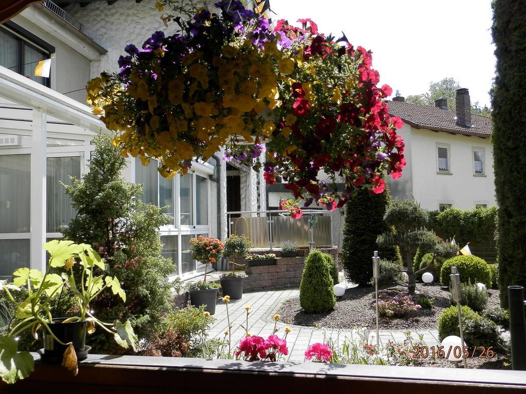 Ferienwohnungen Haus Waltraud Steinwiesen Esterno foto