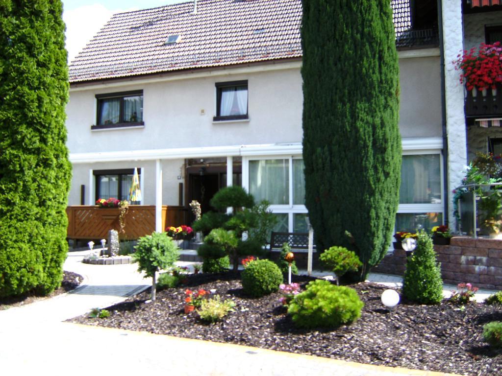 Ferienwohnungen Haus Waltraud Steinwiesen Esterno foto
